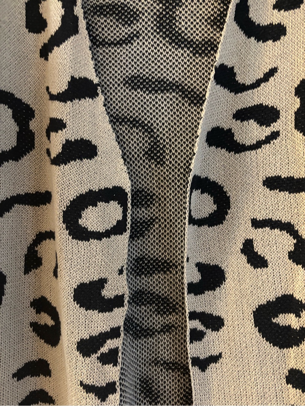 Leopard Print Open Front Cardigan - Picture 2 of 5